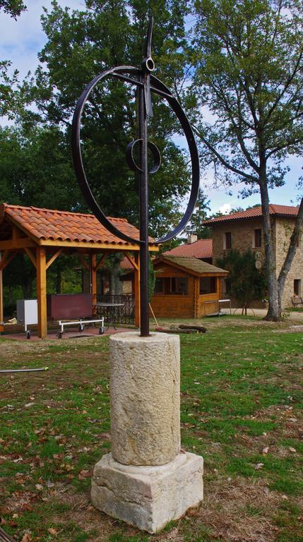Auberge Les Tables Du Ban Saint-Pierre-la-Palud Екстериор снимка